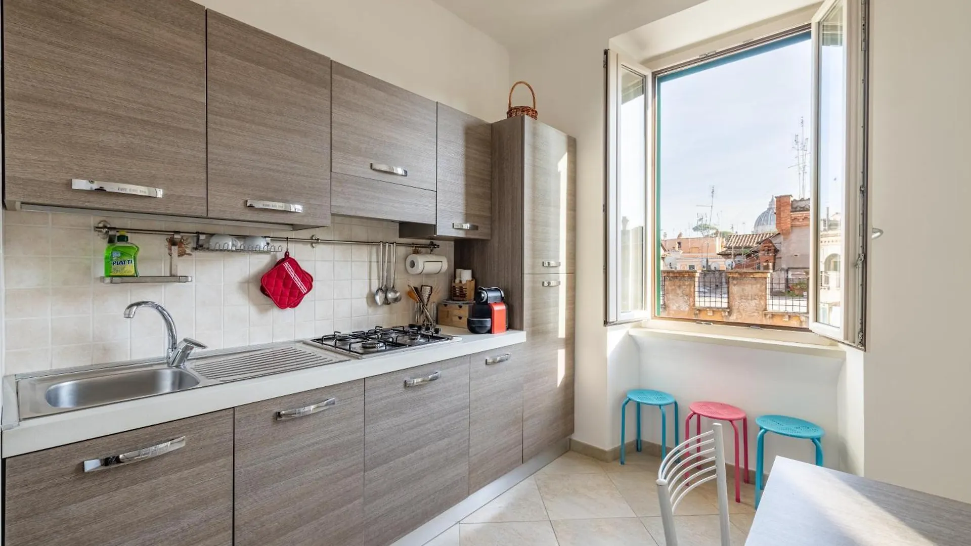 Apartment Attico Vista San Pietro, Vicino Ai Musei Vaticani Rome