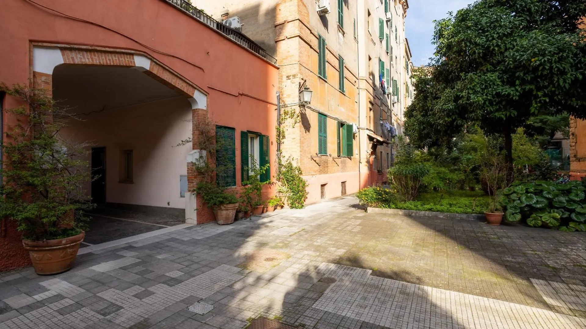 Apartment Attico Vista San Pietro, Vicino Ai Musei Vaticani Rome Italy