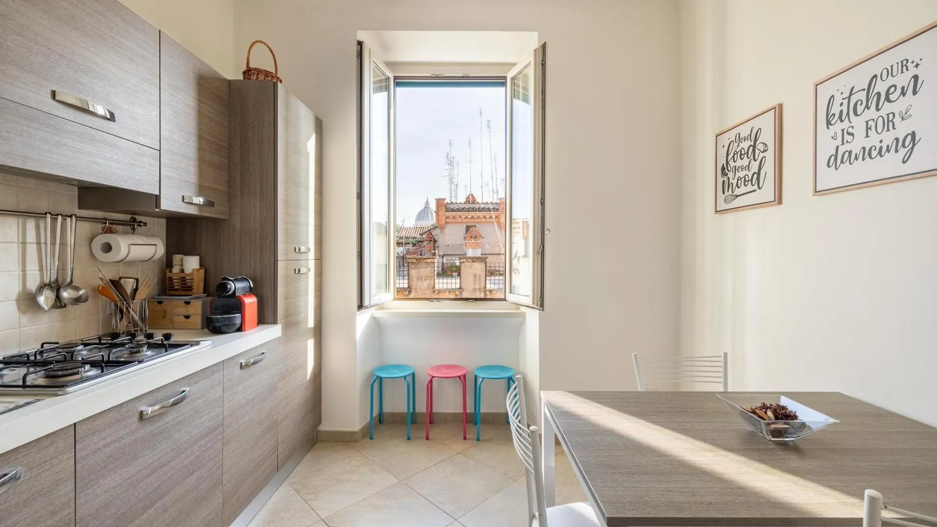 Apartment Attico Vista San Pietro, Vicino Ai Musei Vaticani Rome